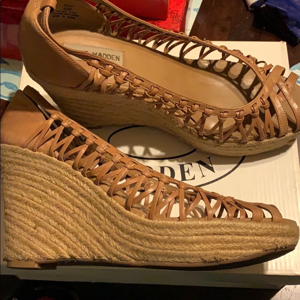 Steve Madden Erica Wedges size 8 1/2